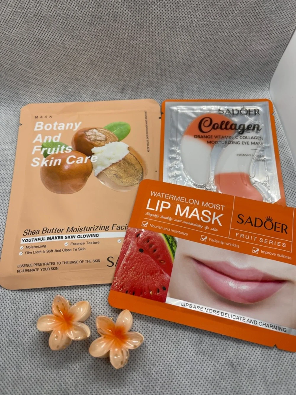 Shea Butter Moist Facial Sheet Mask + Collagen Eye Patches+lip mask + hairclips